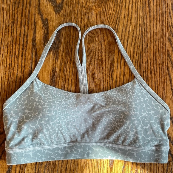 lululemon athletica Other - Lululemon Flow Y Bra Size 8